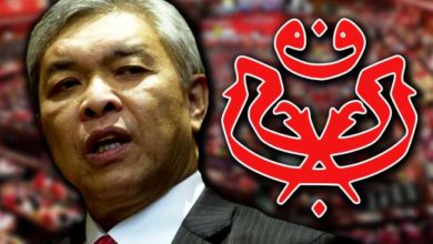 Photo of Zahid Calls For ‘Political Ceasefire’, Orders Umno To Back Perikatan Govt Amid Covid-19 Economic Woes