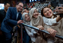 Photo of ‘Elaun Pelajar Tajaan JPA Tempatan Ditambah RM100 Sebulan’ – PM Anwar