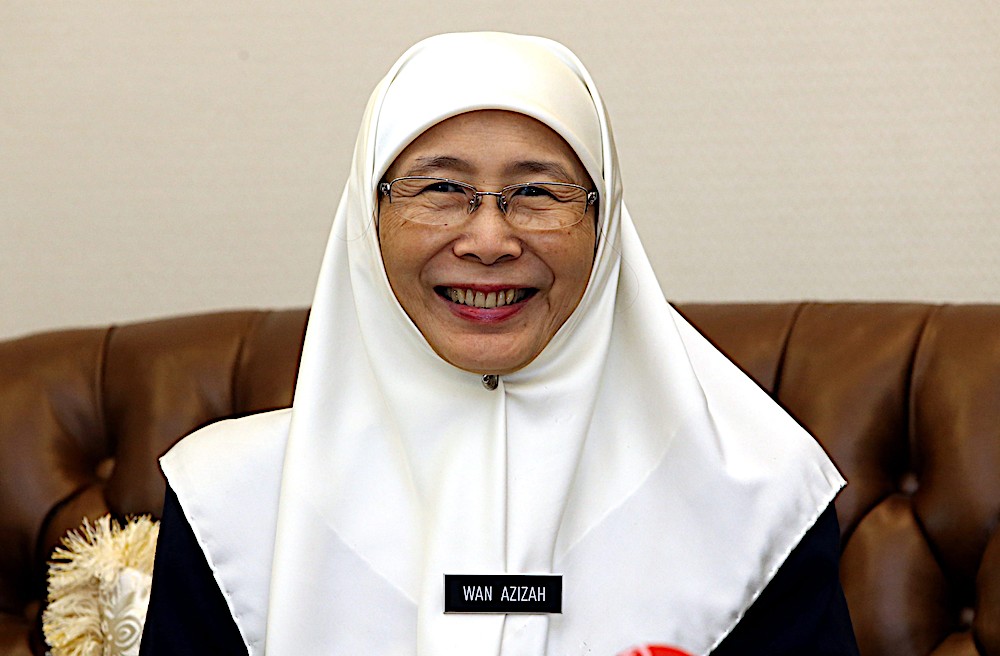 peniaga-kecil-disaran-bijak-urus-kewangan-ahli-parlimen-bandar-tun