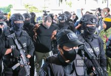 Photo of Lelaki Israel Tiba Di Mahkamah Dengan Kawalan Ketat Polis