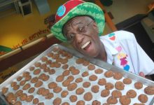 Photo of Pengasas Biskut Famous Amos Meninggal Dunia Pada Usia 88 Tahun