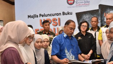 Photo of Menteri Pendidikan Tinggi Lancar Buku UPSI Berduka, Rakam Insiden Gerik Sebagai Catatan Sejarah